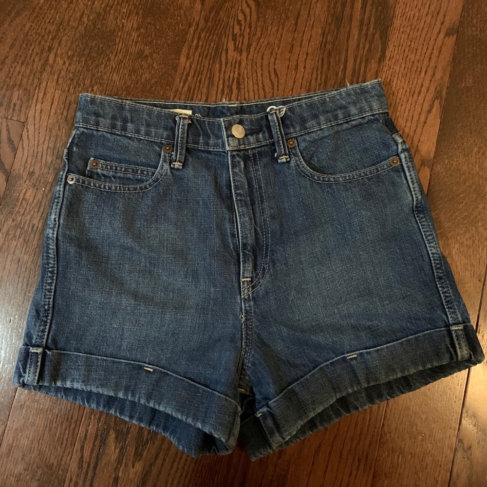 GAP High Rise Shorts